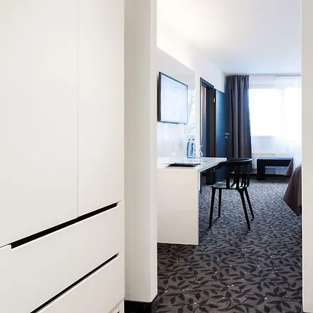 Mice Collection Business- Und Stadthotel An Der Mosel Nahe Swt Arena Und Viking Anleger Otel Trier