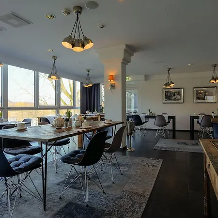 Otel Mice Collection Business- Und Stadthotel An Der Mosel Nahe Swt Arena Und Viking Anleger 4*