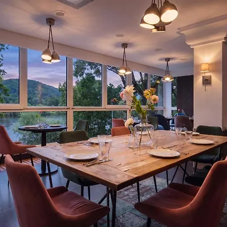 Mice Collection Business- Und Stadthotel An Der Mosel Nahe Swt Arena Und Viking Anleger Trier