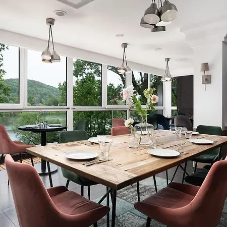 Mice Collection Business- Und Stadthotel An Der Mosel Nahe Swt Arena Und Viking Anleger Hotel