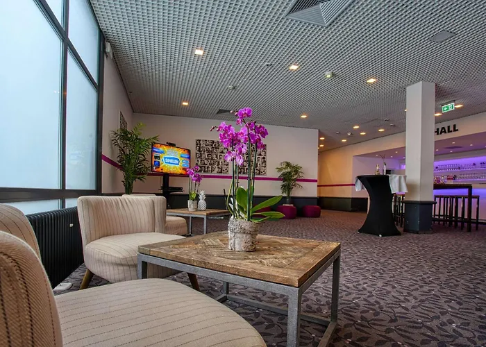 Fourside Plaza Trier, Trademark Collection By Wyndham