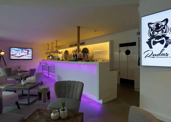 Fourside Plaza Trier, Trademark Collection By Wyndham Trèves